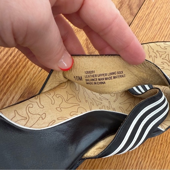 Sofft criss cross striped heels - Picture 9 of 9